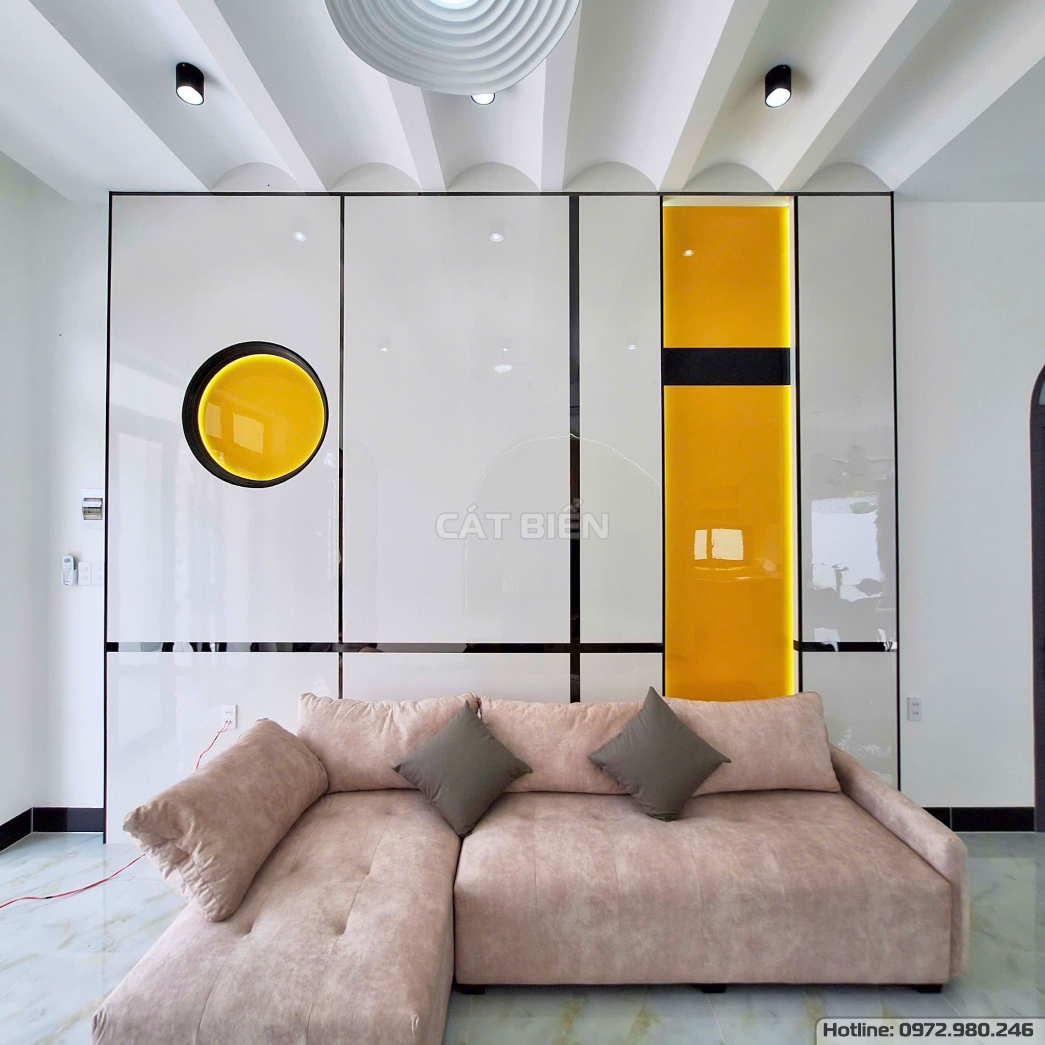 xưởng thiết kế sản xuất thi công lắp đặt kệ vách trang trí tranh tráng gương, kệ tivi, vách lam sóng gỗ công nghiệp an biên kiên giang