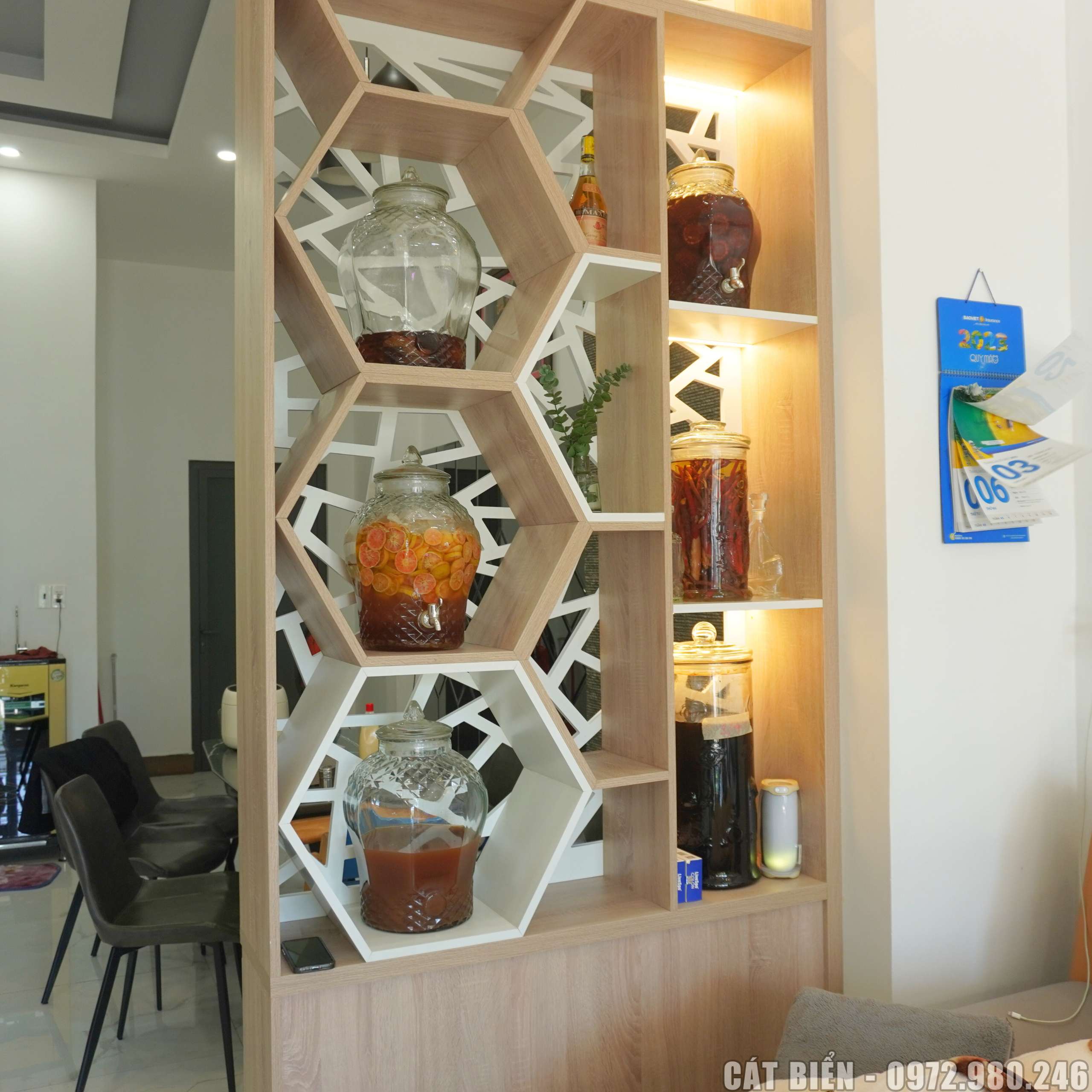 thiết kế thi công sản xuất tủ rượu rạch giá kiên giang