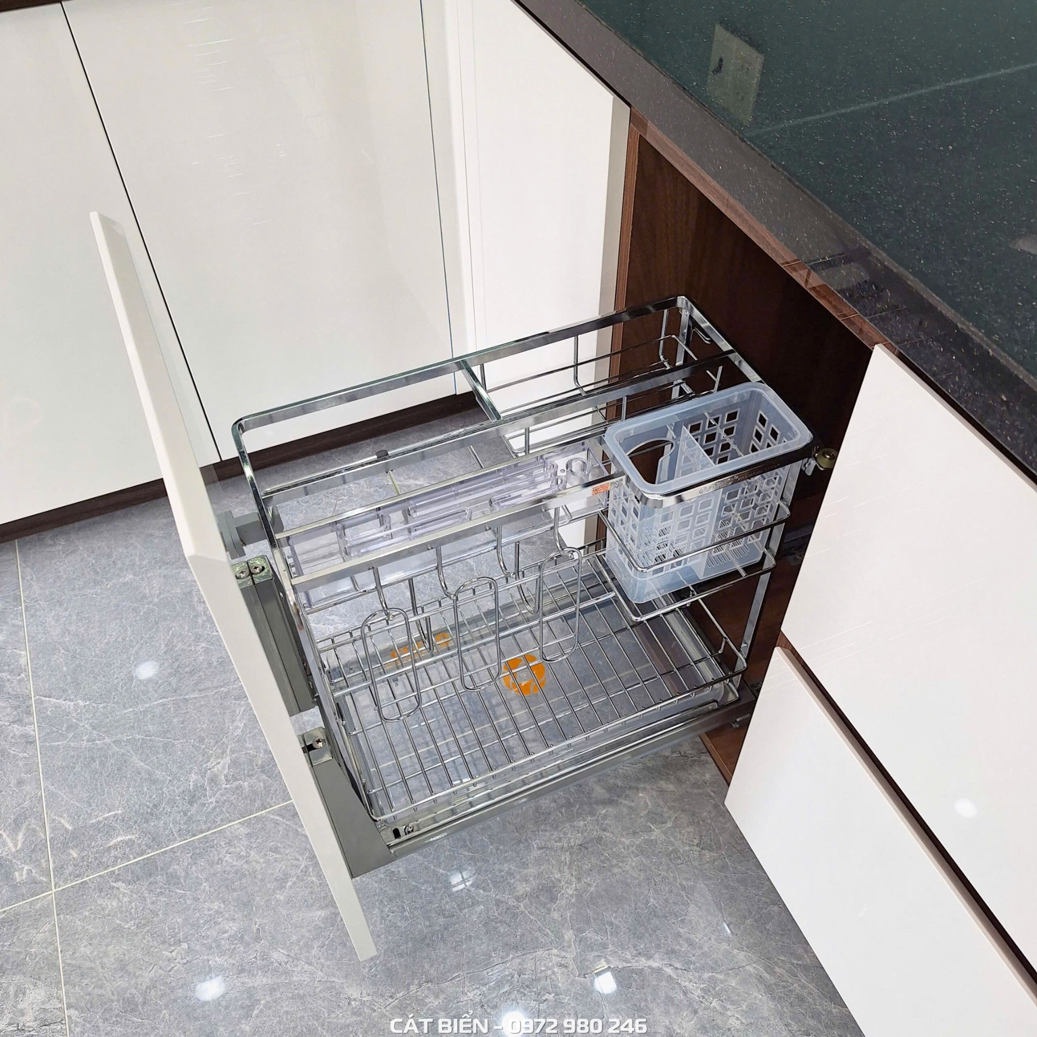 xưởng thiết kế sản xuất thi công lắp đặt tủ bếp, giá để bát đĩa xoong nồi dao thớt chai lọ thông minh rạch giá kiên giang