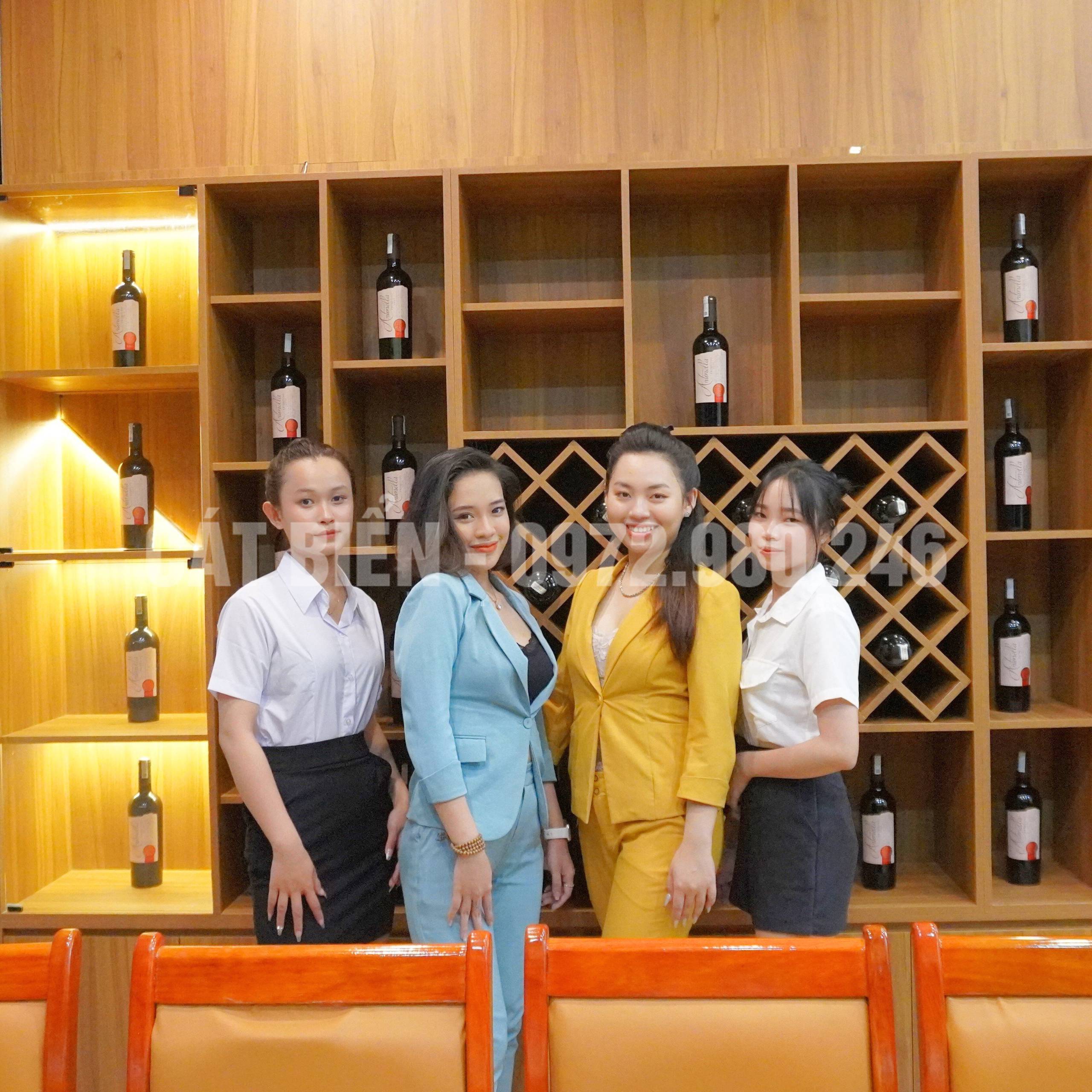 thi công tủ rượu rạch giá