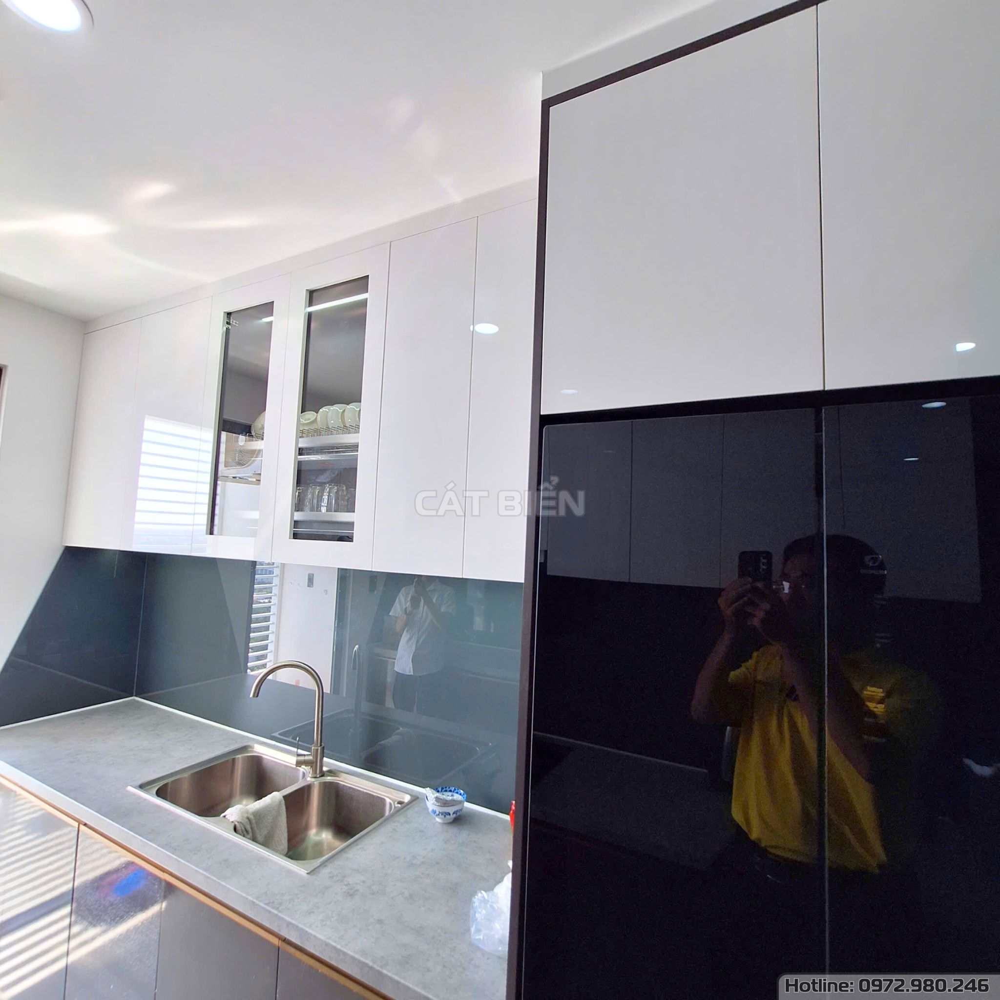 xưởng thiết kế sản xuất thi công lắp đặt nội thất chung cư sophia phú cường tủ bếp, giá để bát đĩa thông minh, bếp âm, máy hút mùi gỗ công nghiệp rạch giá kiên giang