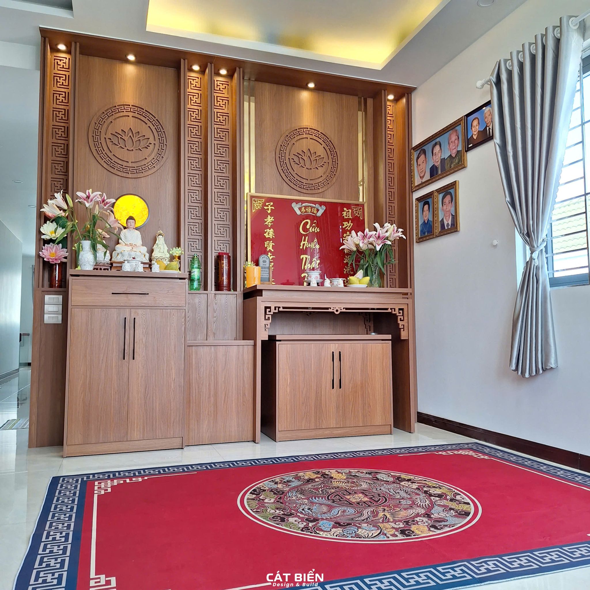 xưởng thiết kế sản xuất thi công lắp đặt vách trang trí phòng thờ, tủ thờ, bàn thờ Rạch Giá