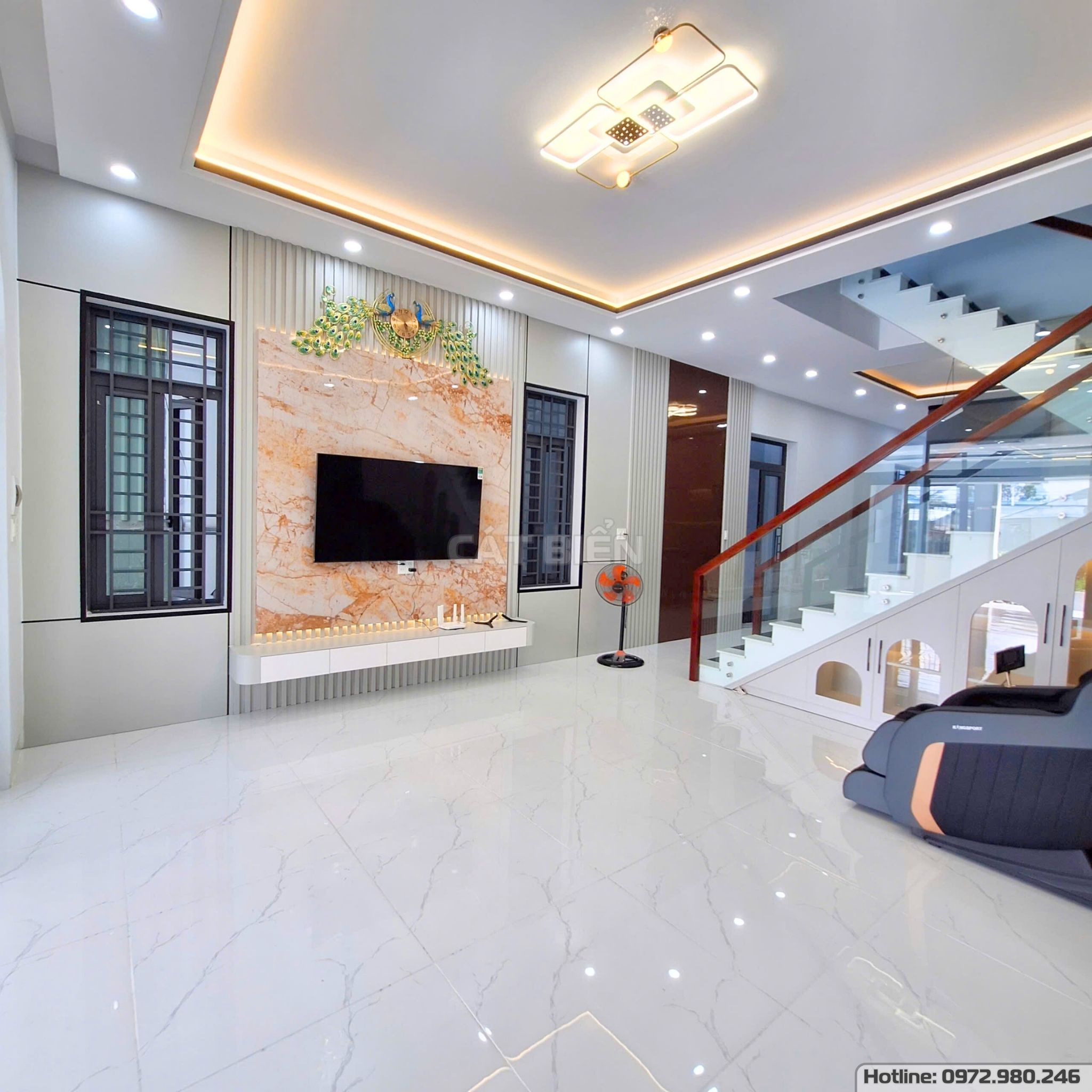 xưởng thiết kế sản xuất thi công lắp đặt kệ tivi, vách trang trí than tre pvc vân đá, vách lam sóng, tủ cầu thang gỗ công nghiệp hòn đất kiên giang