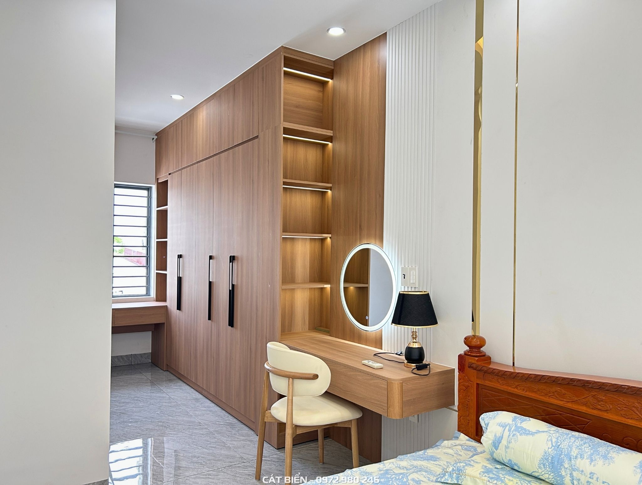 xưởng thiết kế sản xuất thi công lắp đặt giường ngủ, tủ quần áo, vách trang trí lam sóng, bàn trang điểm, tủ đầu giường u minh thượng kiên giang