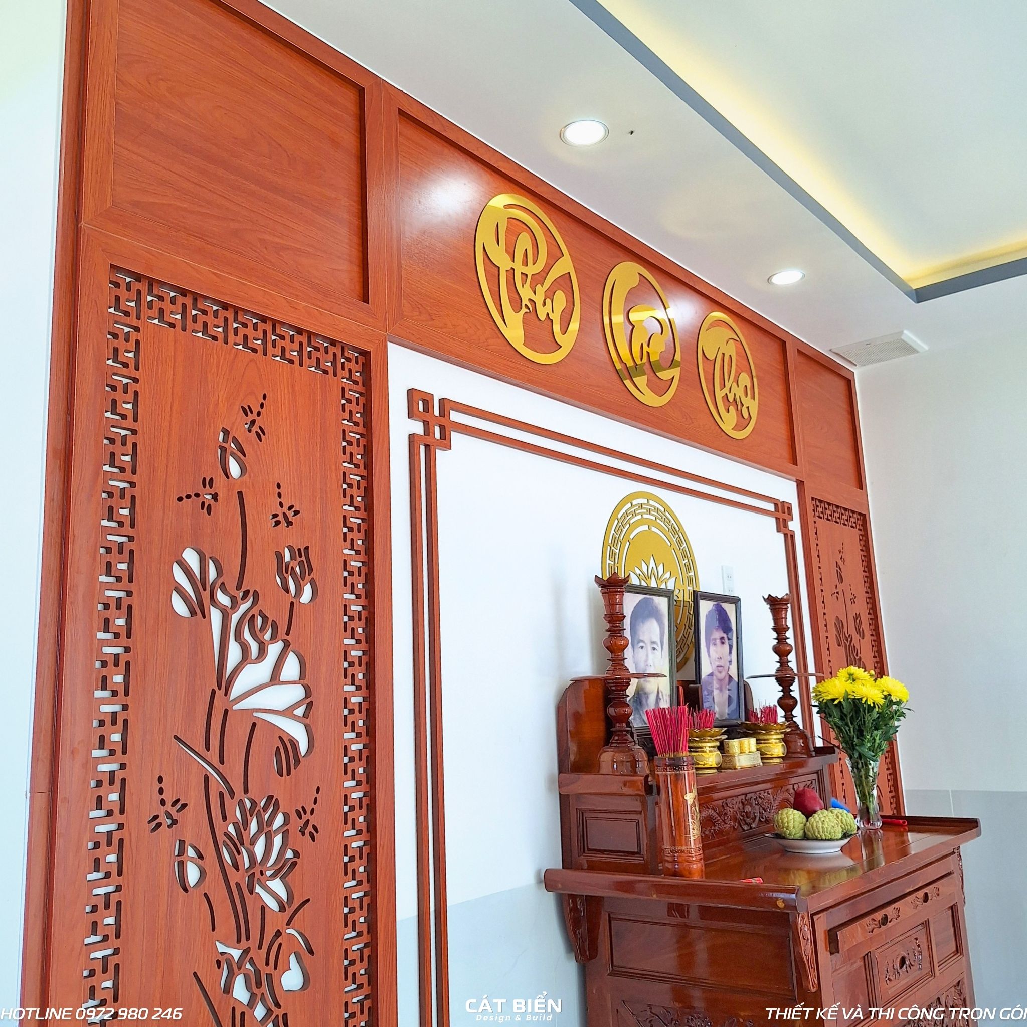 xưởng thiết kế sản xuất thi công lắp đặt vách trang trí phòng thờ, tủ thờ, bàn thờ Rạch Giá