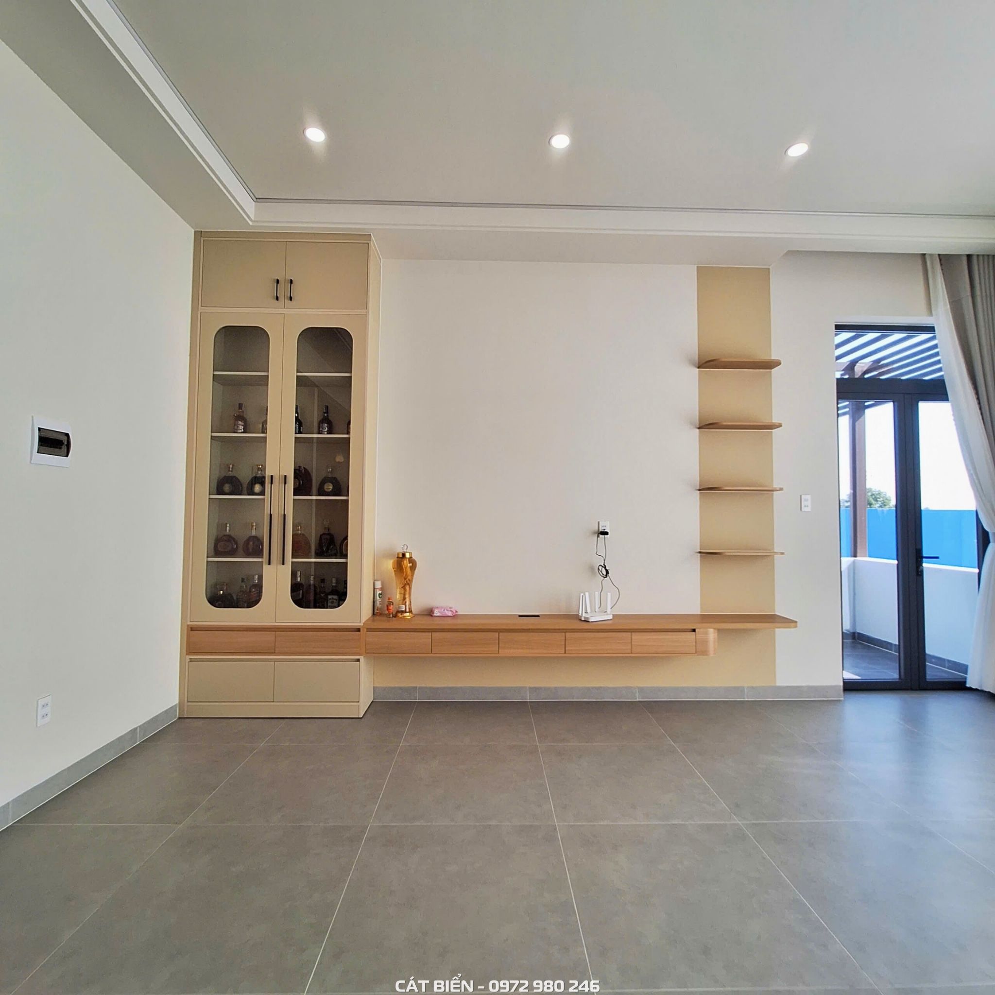 xưởng thiết kế sản xuất thi công lắp đặt kệ tivi, kệ trang trí, tủ rượu hòn đất kiên giang