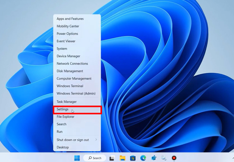Nhấp phải chuột chọn Settings