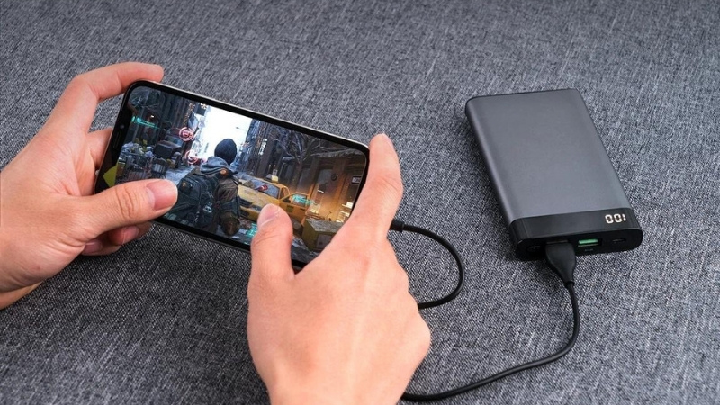 Vừa sạc vừa sử dụng sẽ kéo dài thời gian sạc