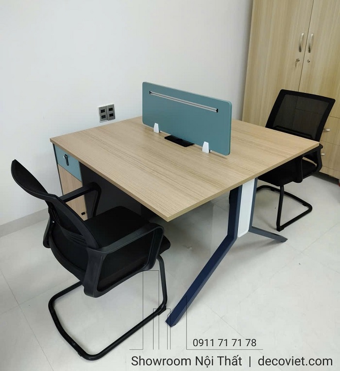 bàn nhân viên văn phòng thiết kế nhỏ gọn