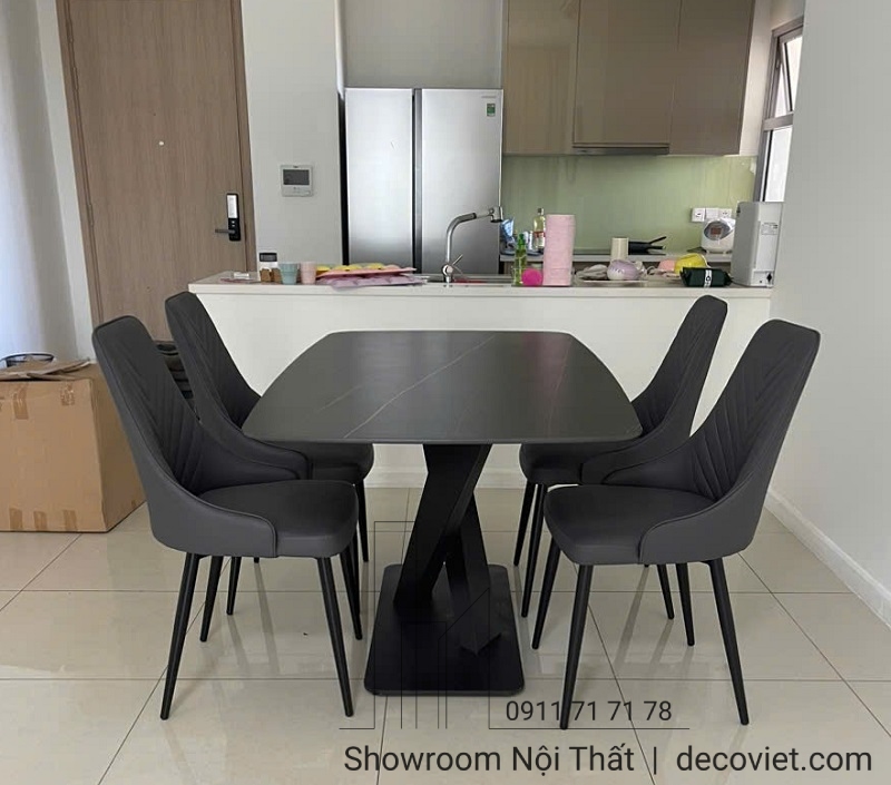 bộ bàn ăn mặt đá 4 ghế