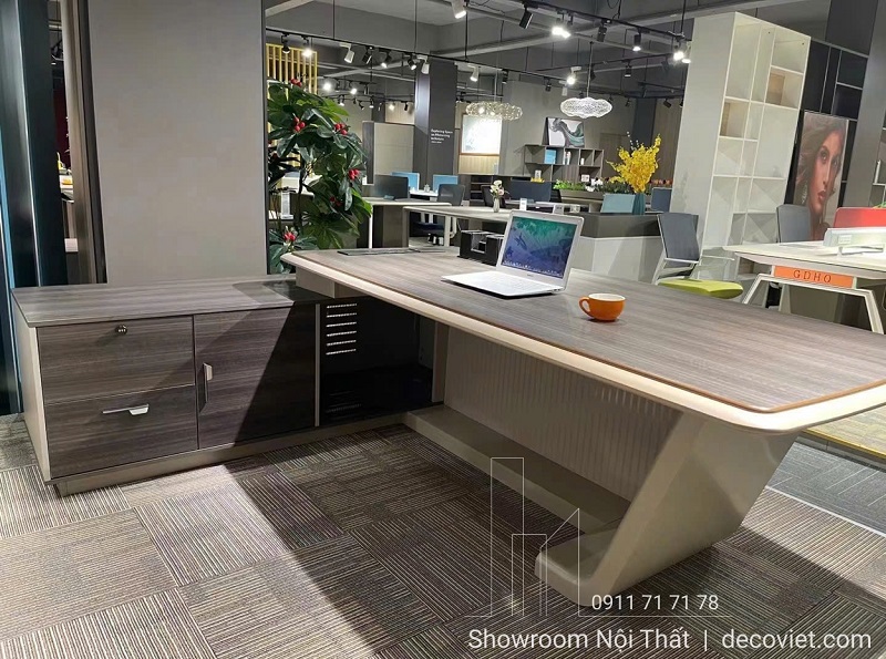 àn lãnh đạo cao cấp mang lại không gian làm việc chuẩn doanh nhân.