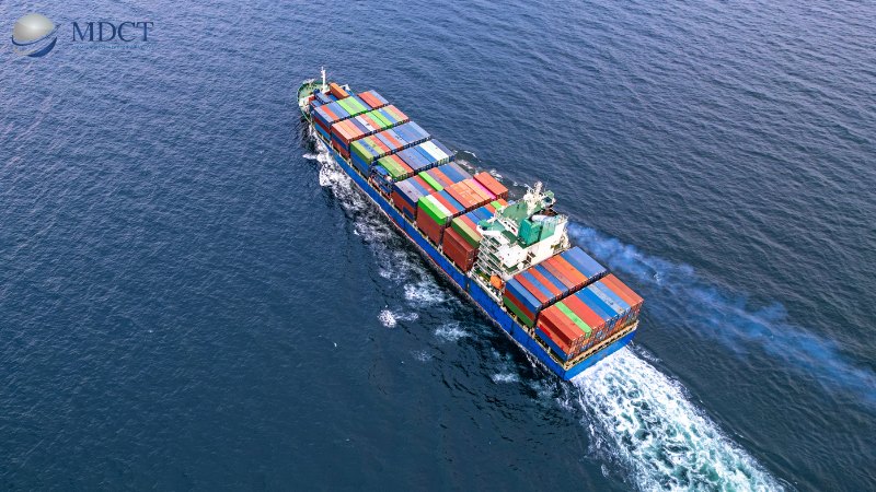 Nhập khẩu hàng hóa bằng đường biển là gì?