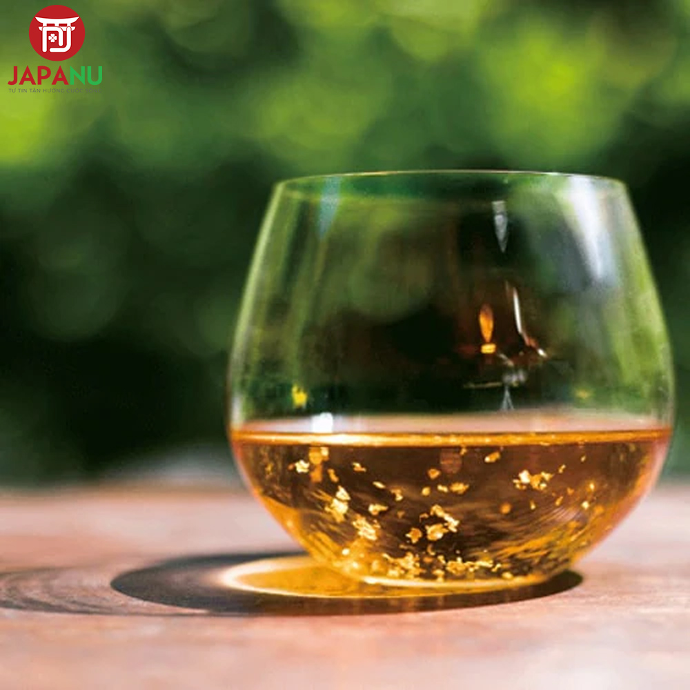 Rượu Mơ Vảy Vàng Hamada Nhật Bản uống ở nhiệt độ phòng
