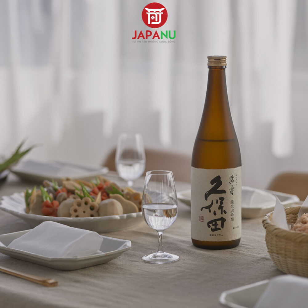 Cách Uống Sake Kubota Manju Junmai Daiginjo lạnh
