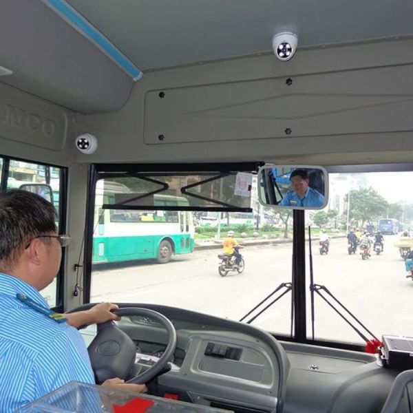 Camera hành trình giám sát xe khách