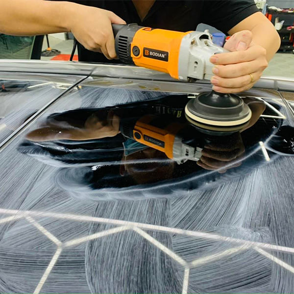 Đánh bóng kính lái