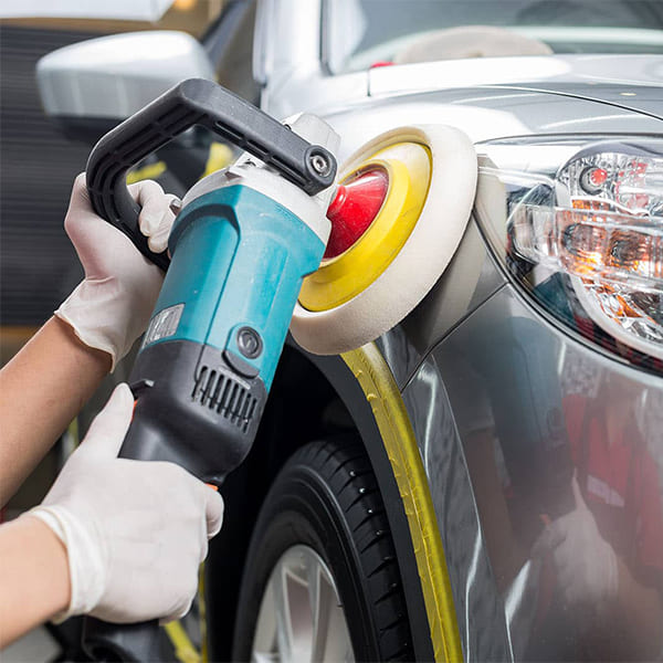 Đào tạo đánh bóng vỏ xe