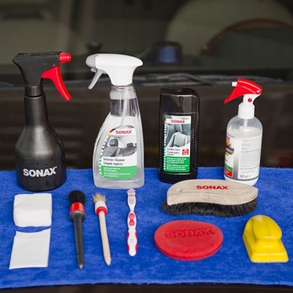 Hóa Chất Rửa Xe Và Chăm Sóc Xe Ô TÔ