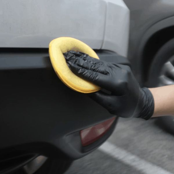 Làm mới nhựa ngoại thất