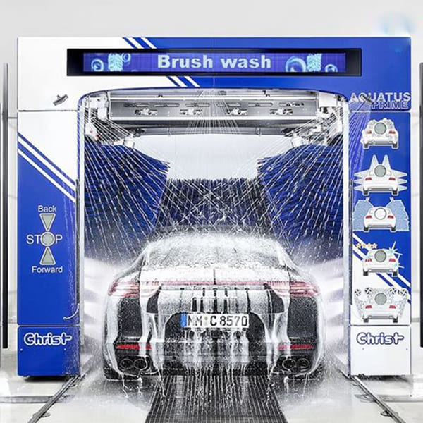 rửa xe ô tô công nghệ Nhật Bản