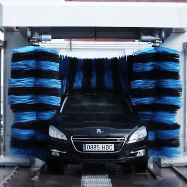 rửa xe ô tô công nghệ Nhật Bản