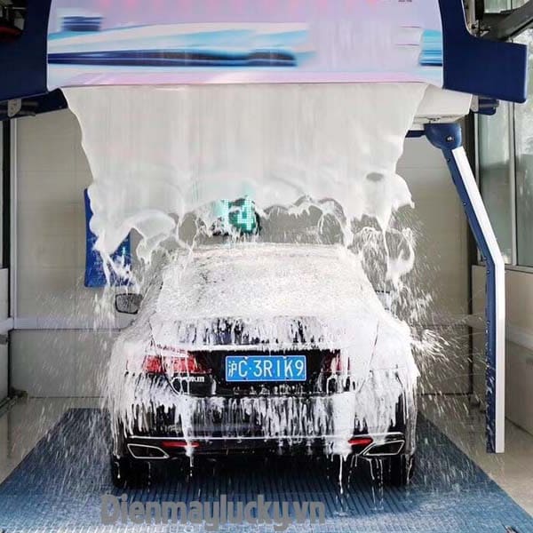 rửa xe ô tô công nghệ Nhật Bản