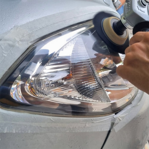 Tẩy ố, xóa xước đánh bóng đèn pha