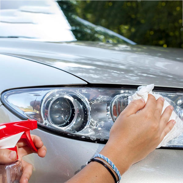 Tẩy ố, xóa xước đánh bóng đèn pha