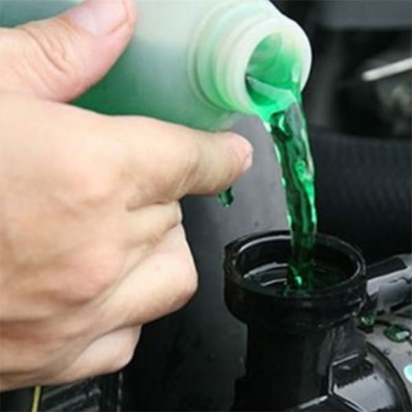 Nước làm mát ô tô