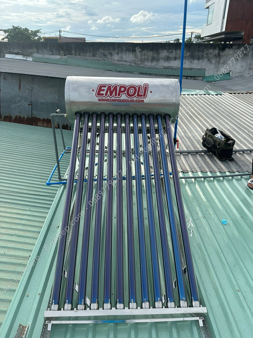 Máy Nước Nóng Năng Lượng Mặt Trời Empoli 180 Lít (18 Ống) inox 304