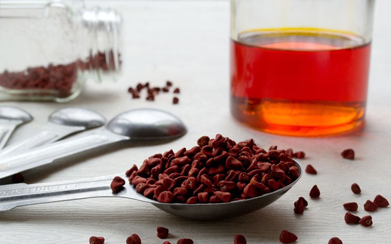 6: Dầu điều giúp thịt cá lóc lên màu đẹp hơn khi kho