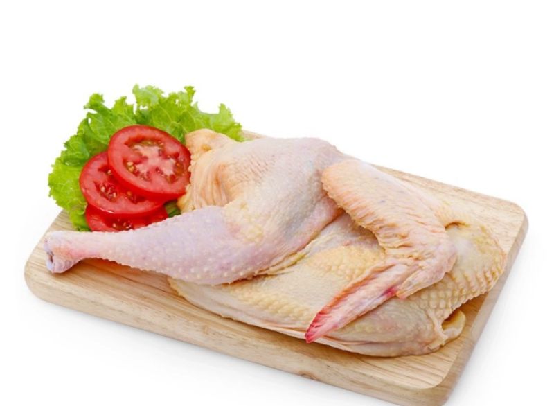 1: Món ăn này ngon nhất là nấu bằng thịt gà ta thả vườn với thịt dai, ngọt tự nhiên