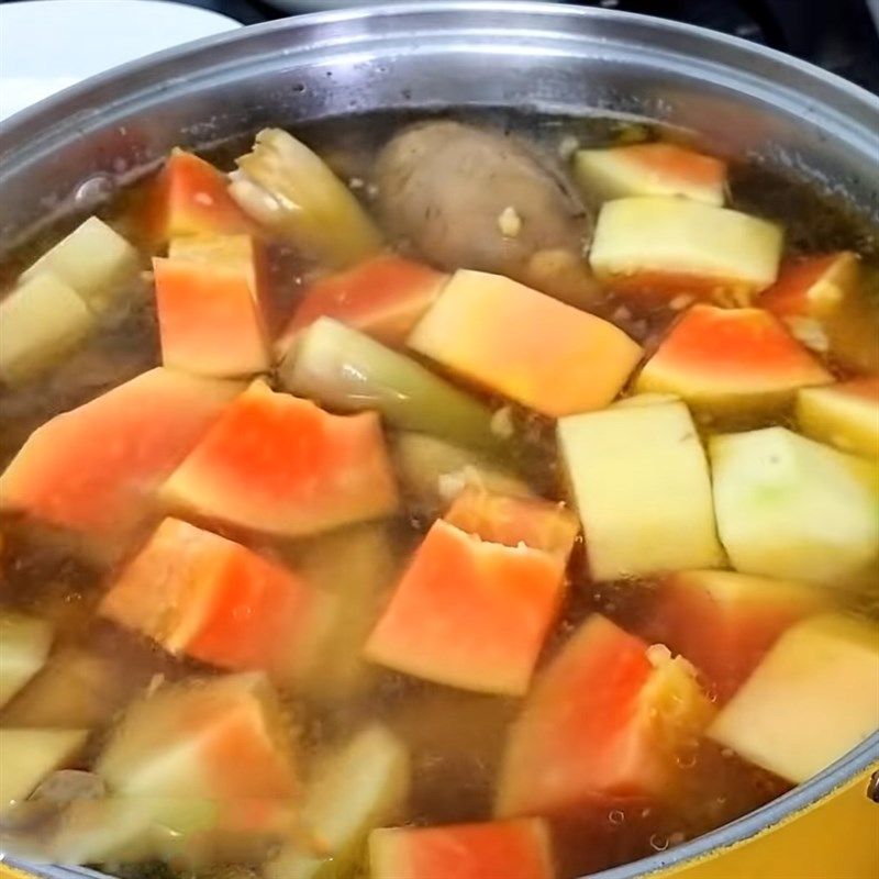 10: Hầm gà với các nguyên liệu để thịt gà mềm nhưng không bị nát