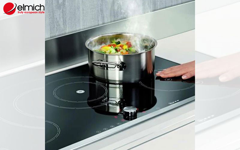 Hình 2: Cả 2 loại bếp đều dễ dàng vệ sinh do cấu tạo bởi mặt kính