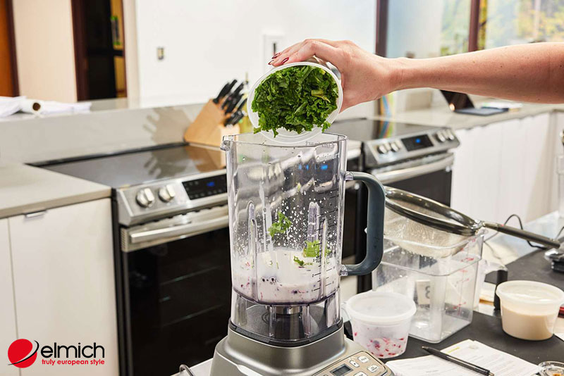 Hình 4: Máy xay sinh tố tự động ngắt khi đang hoạt động