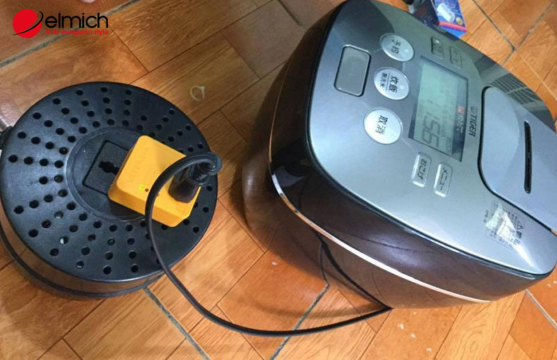 Hình 4: Nguồn điện có vấn đề cũng khiến cơm bị sống