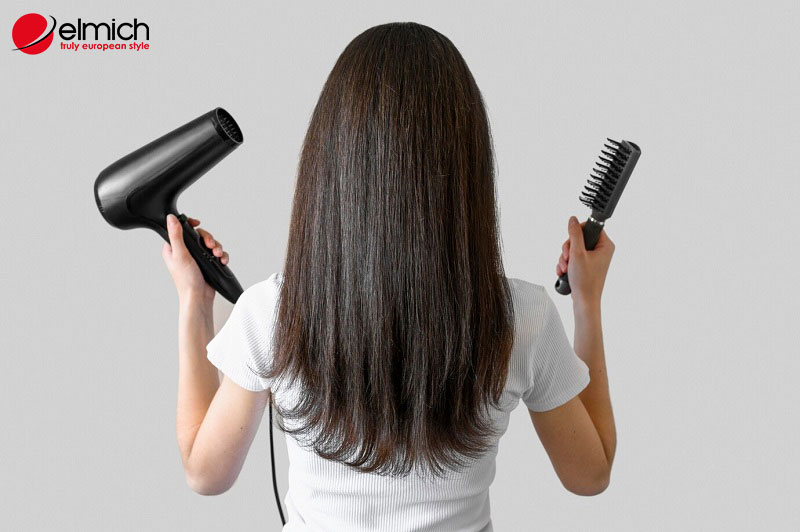 Hình 5: Làm khô và bảo vệ tóc một cách hiệu quả