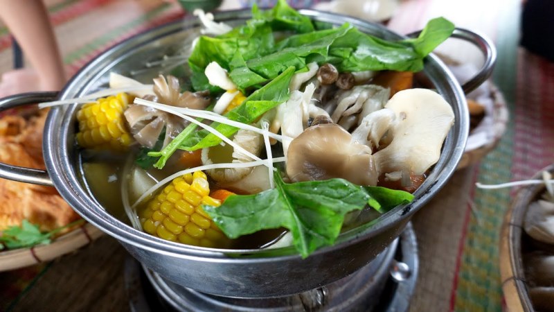 Lẩu chay - Bí quyết chọn bắp/ngô tươi, ngon