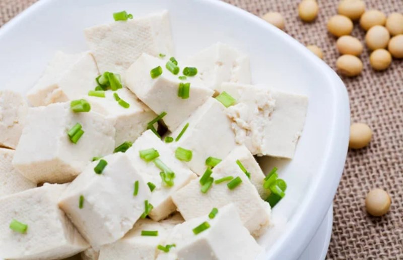 Đậu hũ ngon thường có màu trắng ngà