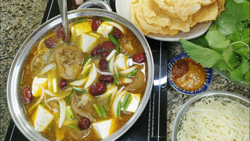 Nguyên liệu nấu lẩu đuôi bò chua cay đậm đà hương vị