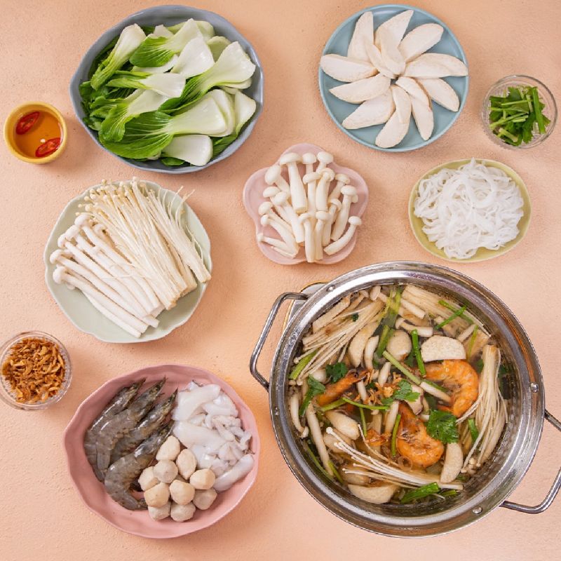 11: Lúc này bạn có thể bắt đầu ăn lẩu hải sản rồi