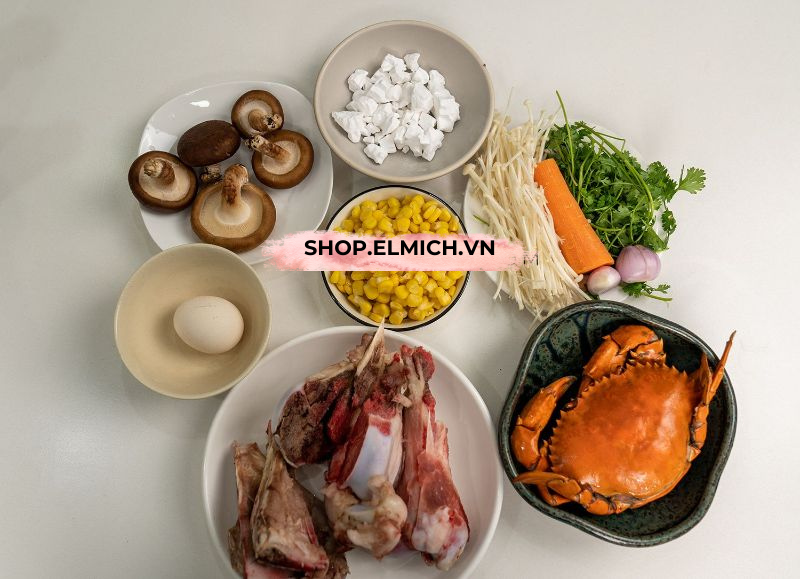 Ảnh 1: Các nguyên liệu nấu súp cua khá đơn giản, không cầu kỳ
