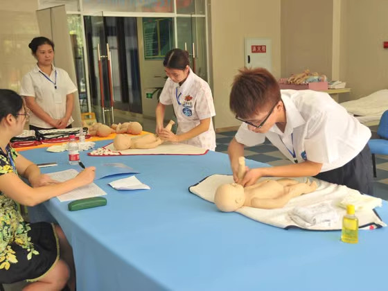 Mô hình búp bê sơ sinh