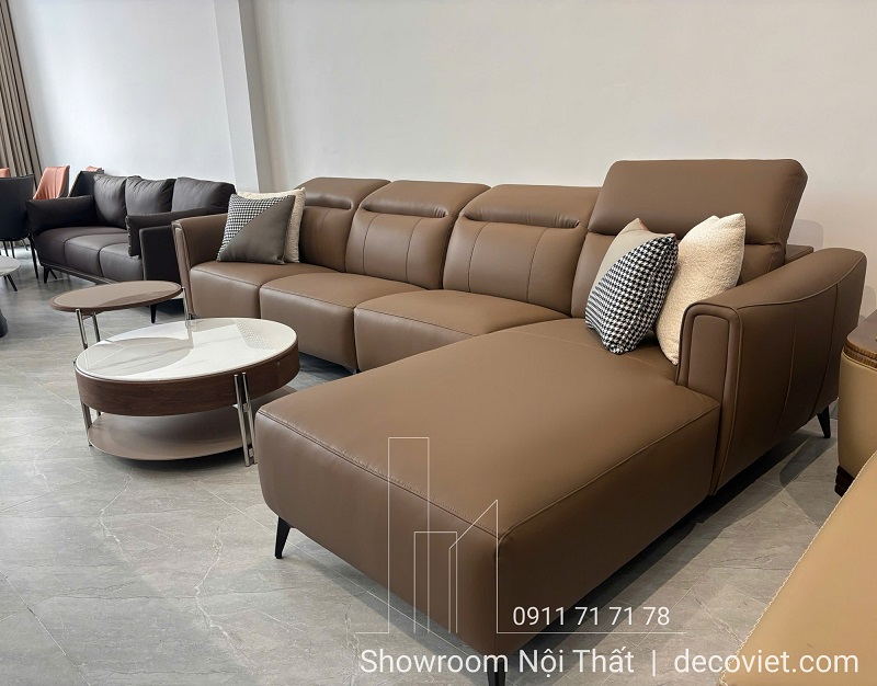 Bộ ghế sofa da thật cao cấp kết hợp bàn trà đá – tạo điểm nhấn tinh tế cho phòng khách.