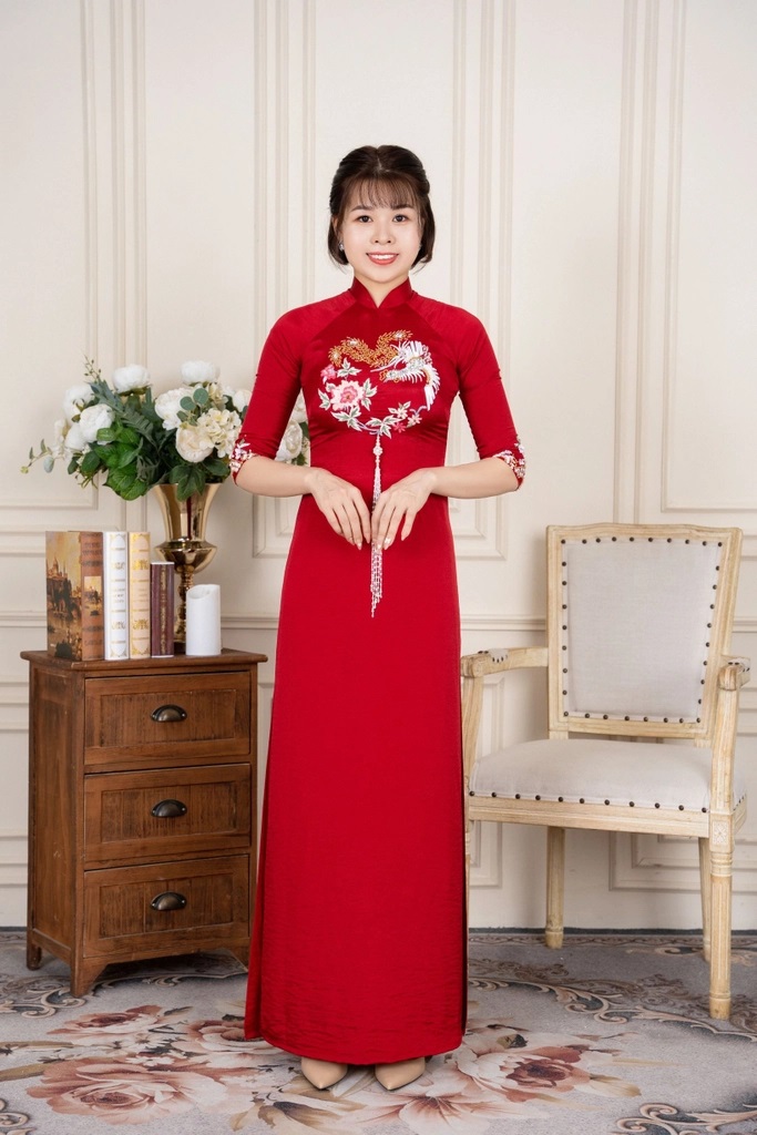 Áo Dài Cưới: Kết Hợp Truyền Thống Và Hiện Đại Trong Từng Đường Nét