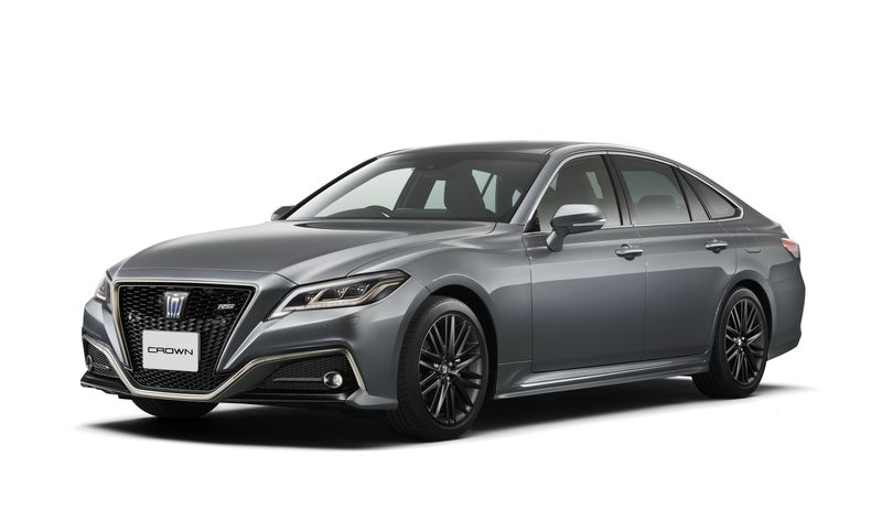 ac-quy-xe-toyota-crown