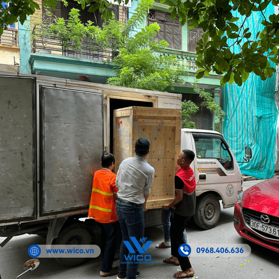 Nhân viên Wico kiểm tra - đóng gói cẩn thận trước khi giao hàng tới tay khách hàng