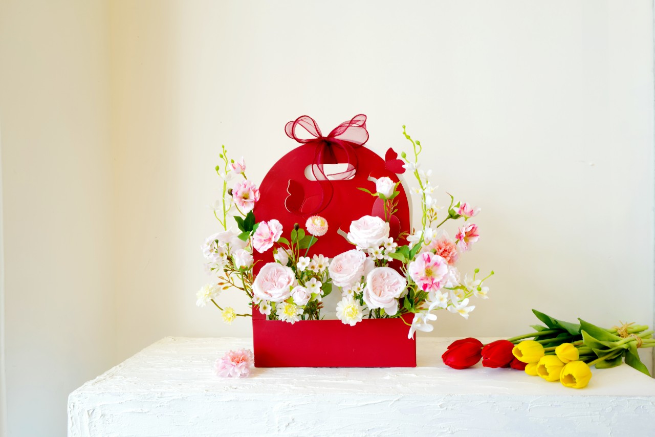 gio-hoa-lua-8-3-don-gian-tang-co-giao