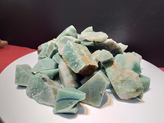 Đá thạch anh rải móng nhà