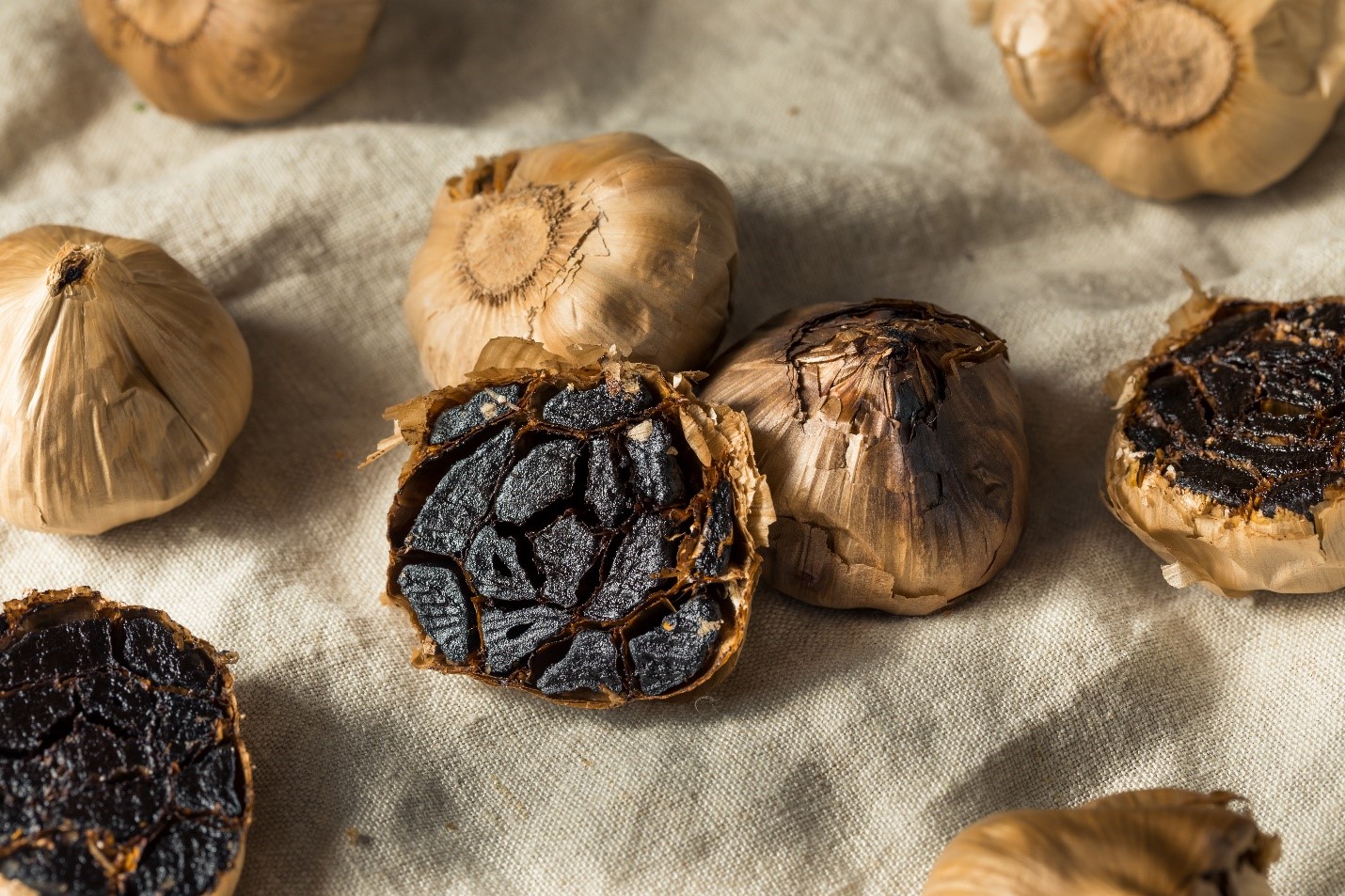 Chiết xuất tỏi đen (Black Garlic) - Dưỡng chất lên men mạnh mẽ